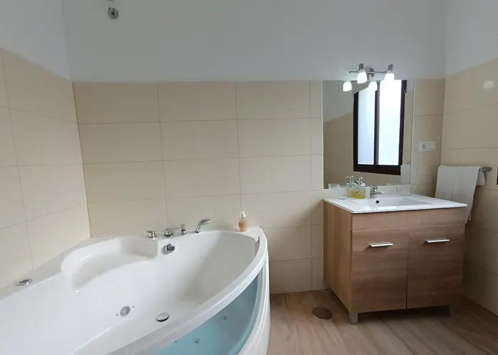 Hotel La Perla Blanca 3*